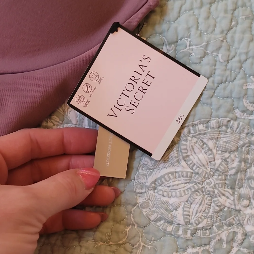 Victoria's Secret Allegro Medium Support Sport Dusty Purple Bra